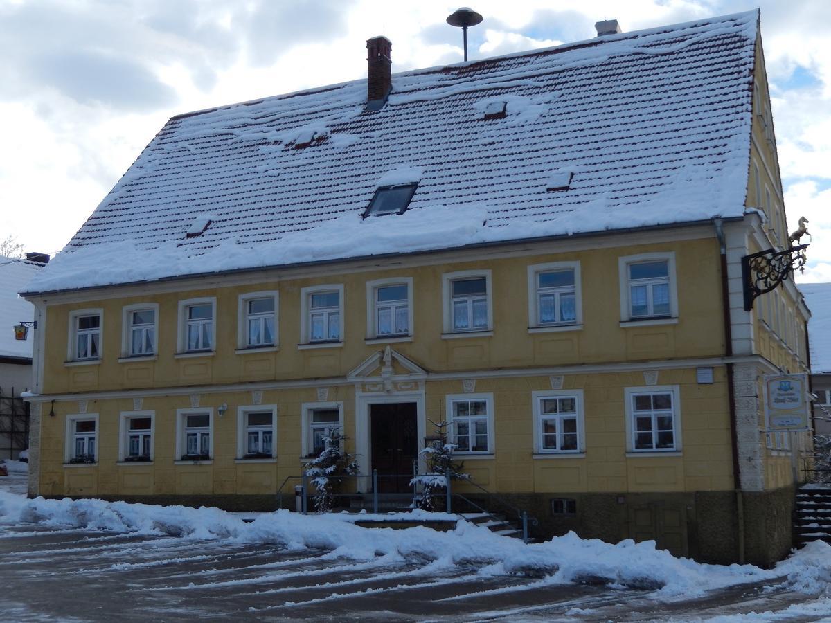 Dinkelsbühl Gasthof Goldenes Roessle מראה חיצוני תמונה