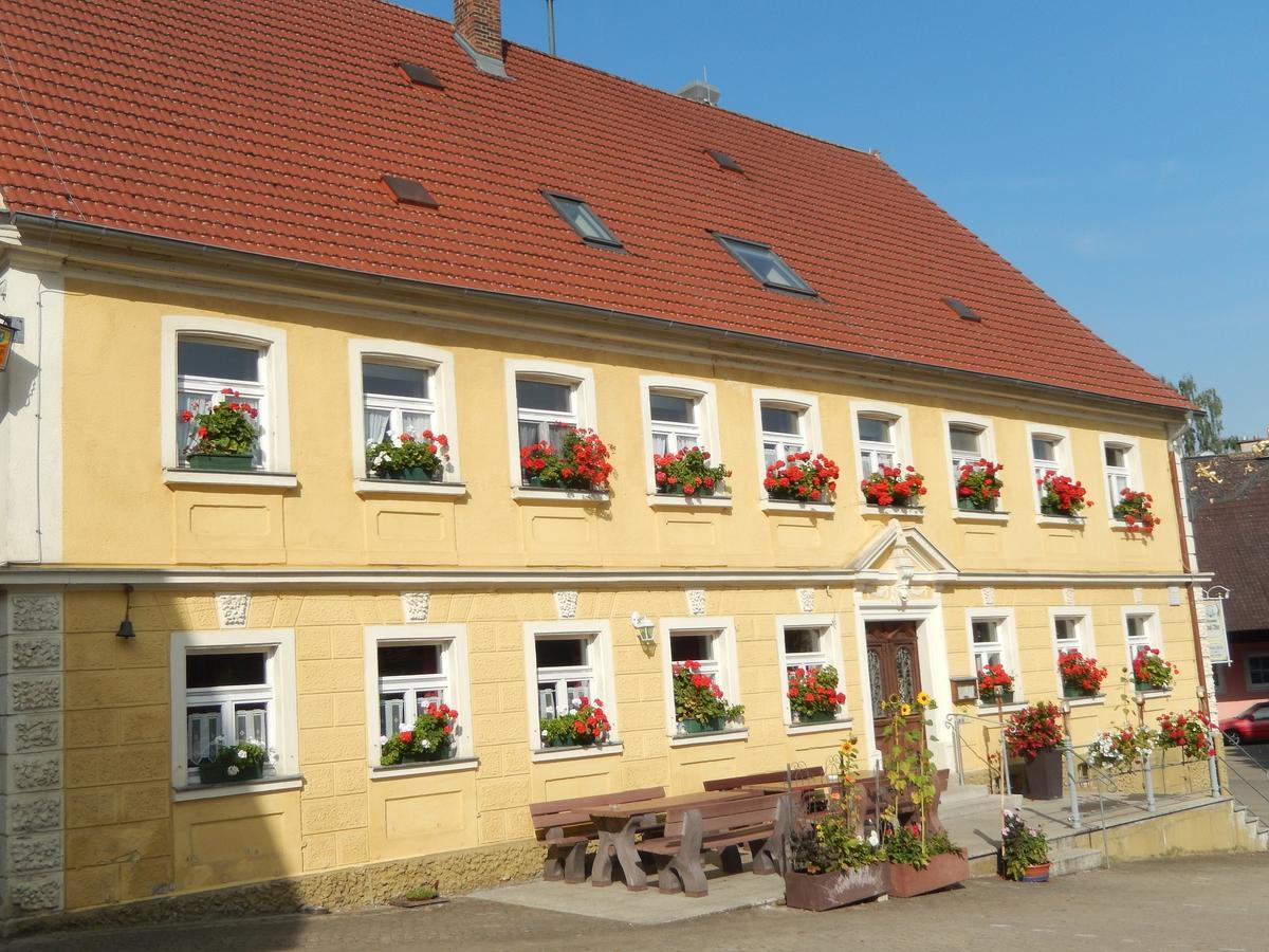 Dinkelsbühl Gasthof Goldenes Roessle מראה חיצוני תמונה