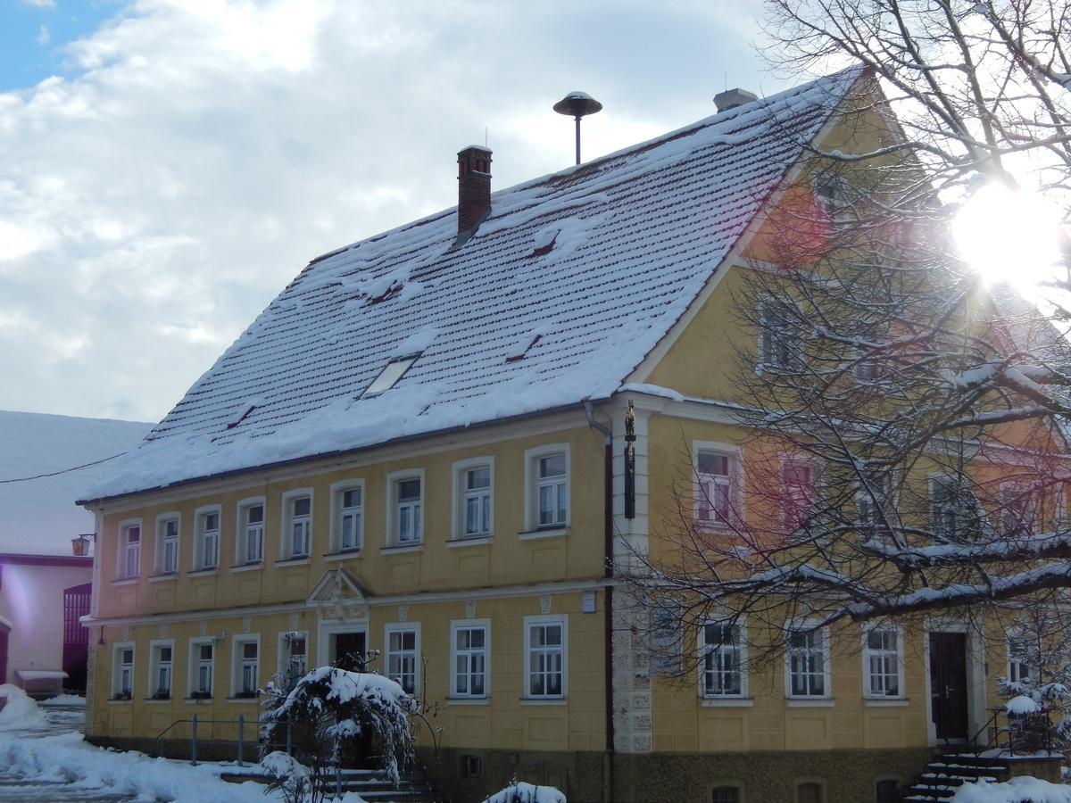 Dinkelsbühl Gasthof Goldenes Roessle מראה חיצוני תמונה